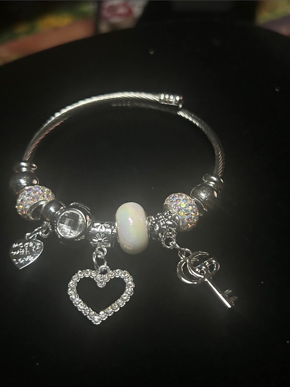 GG Sterling Silver Charm Bracelet with White Opal Glass Bead & Crystal Heart